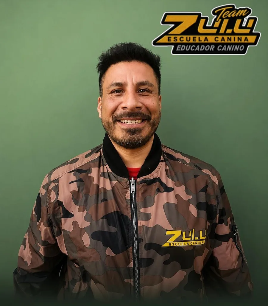 Juan Pablo Carbone, Educador Canino Profesional de Zulú